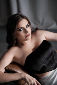 Anika photo 5
